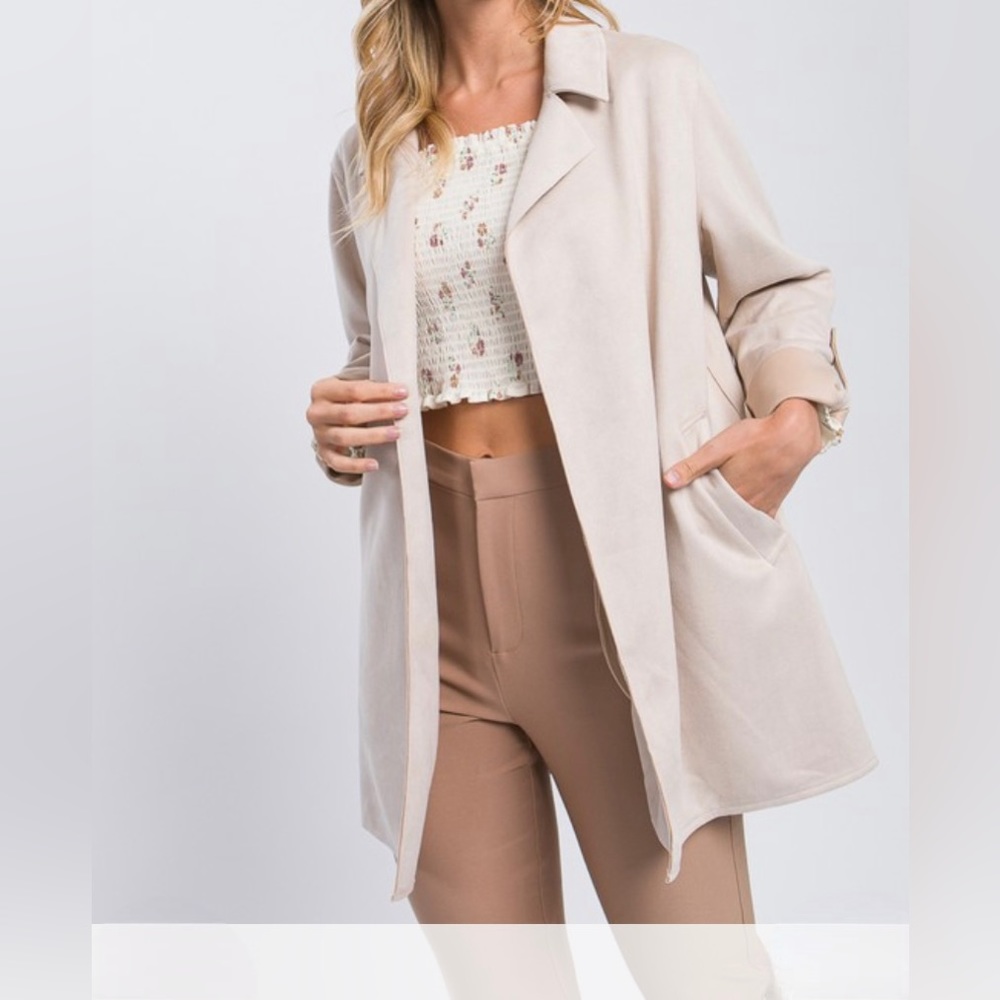 New Faux Suede Coat Jacket Lapel Snap Closure Sleeve Detail Pockets Open Cream